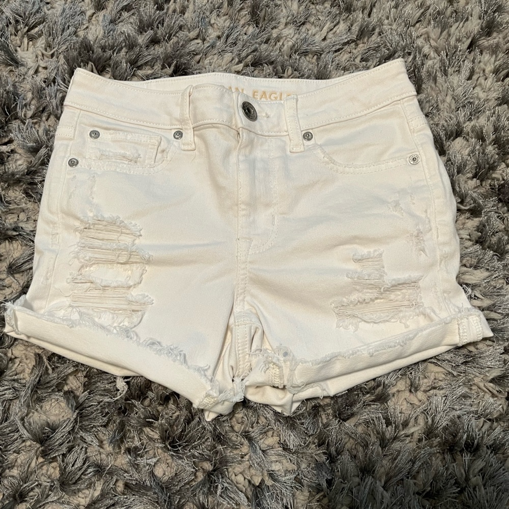 American Eagle Size 2 White jean shorts